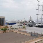 إعادة فتح ميناء الغردقة البحرى وانتظام الحركة الملاحية بموانئ البحر الأحمر .