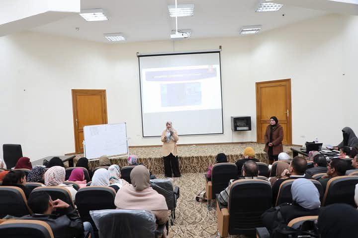 البحر الأحمر : تنظم دورة تدريبية عن الذكاء الاصطناعي ودوره في تحسين كفاءة العاملين .