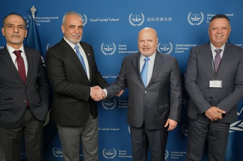 المدعي العام للمحكمة الجنائية الدولية يلتقي مع وفد البرلمان