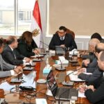 وزير الإسكان يؤكد أهمية الانتهاء من كافة إجراءات طرح 400 ألف وحدة سكنية في أقرب وقت ممكن