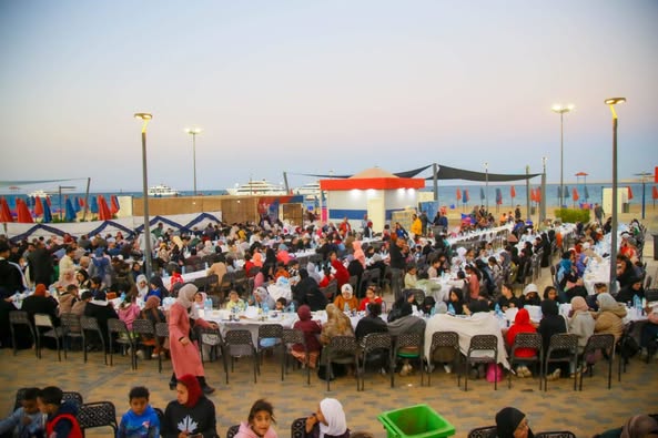 دكتور عاطف نبيل قبطى ينظم حفل إفطار جماعى بالبحر الأحمر