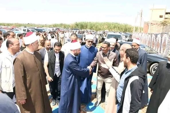 وزير الأوقاف ومفتي الجمهورية ومحافظو الجيزة والقاهرة والقليوبية يفتتحون مسجد النور بمحافظة الجيزة