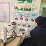 الكشف على ٥٦٣ مواطن خلال قافلة طبية مجانية بقرية إدفينا مركز رشيد بالبحيرة متابعة -فايزة فهمى