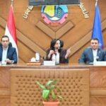 محافظ البحيرة تعقد إجتماعاً لمتابعة جاهزية القطاعات الخدمية لإستقبال عيد الاضحى المبارك
