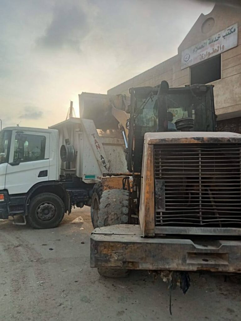 حملات النظافة لتعزيز منظومة البيئة الصحية والنظيفة في مدينة بلبيس متابعة/دعبدالهادي الكناني