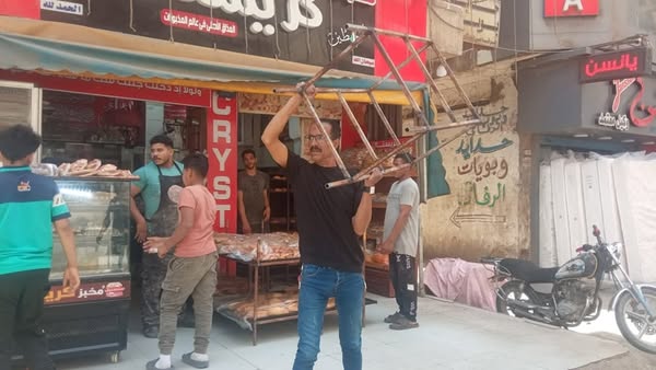 حملات مكثفة برئاسة مركز الزقازيق لإعادة الوجه الحضاري وتنظيف الشوارع من الإشغالات متابعة /د.عبدالهادي الكناني