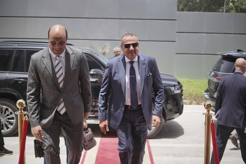 محافظ جنوب سيناء يشيد ببرامج الأكاديمية الوطنية للتدريب المرأة تقود للتنفيذيات