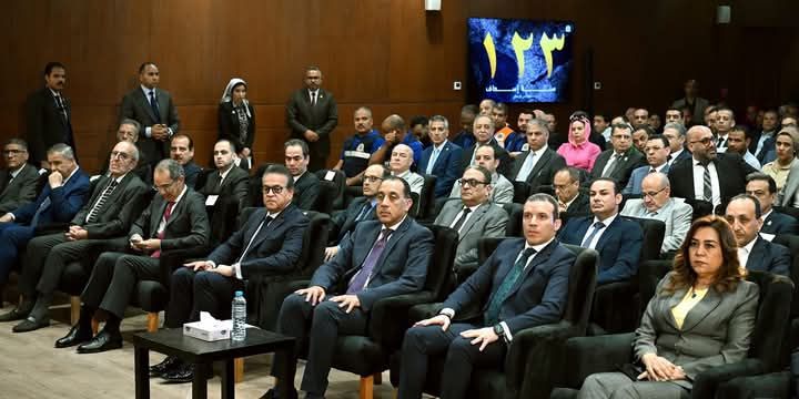الصحة..رئيس الوزراء يشارك في فعاليات الاحتفال بمرور 123 عامًا على إطلاق خدمة الإسعاف في مصر متابعة / خالد عبدالعزيز
