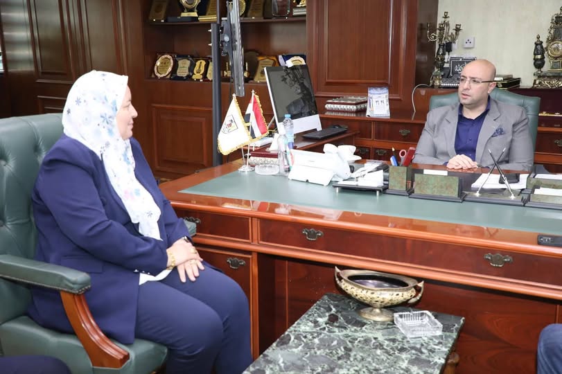 محافظ بني سويف يكلف وكيل وزارة التعليم بإعفاء إدارة مدرسة “حميدة أبو الحسن” بعد رسوب جماعي لطلاب الشهادة الإعدادية.. وإحالة قيادات إدارة الواسطى التعليمية للتحقيق