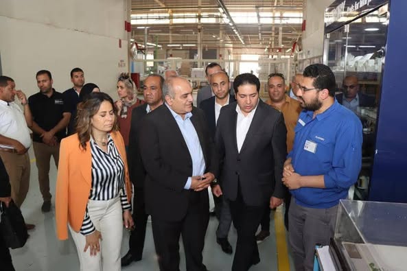 نائب المحافظ يصطحب نائب الوزيرفي جولة تفقدية لبعض المشروعات الخدمية والاستثمارية ضمن برنامج زيارة وفد وزارة المالية: