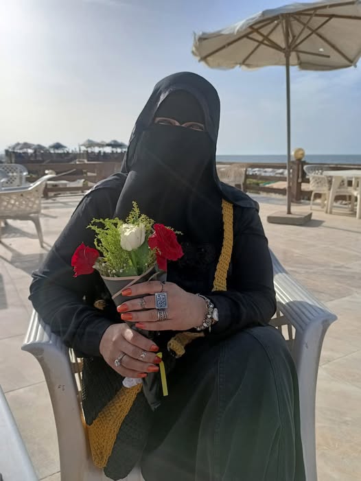 لهفه لا معنى لها ولا قيمة