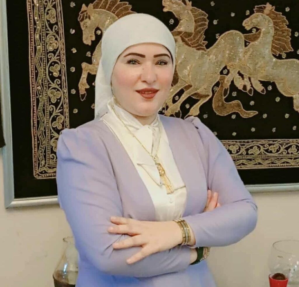 مروة عيد.. صوتٌ نسائي يعيد تعريف الإعلام