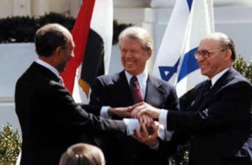 يهدد اتفاقيات السلام.. قلق إسرائيلى متصاعد من عودة الكتاتيب فى مصر