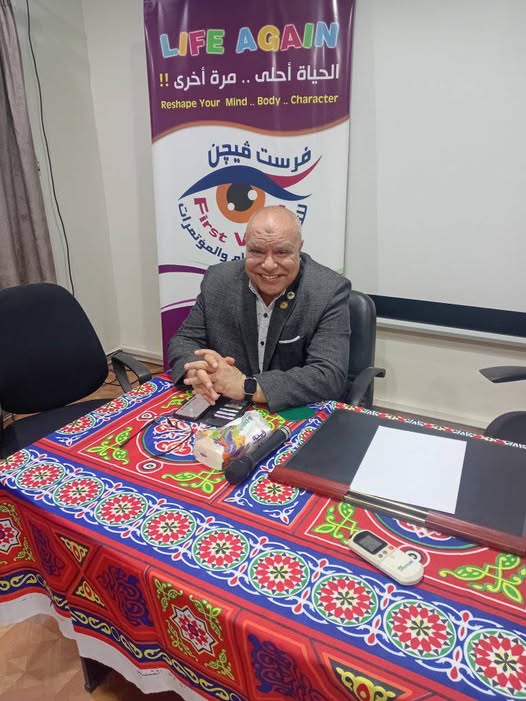سيد السعادة..حين يصبح الكوتشينج أسلوب حياة