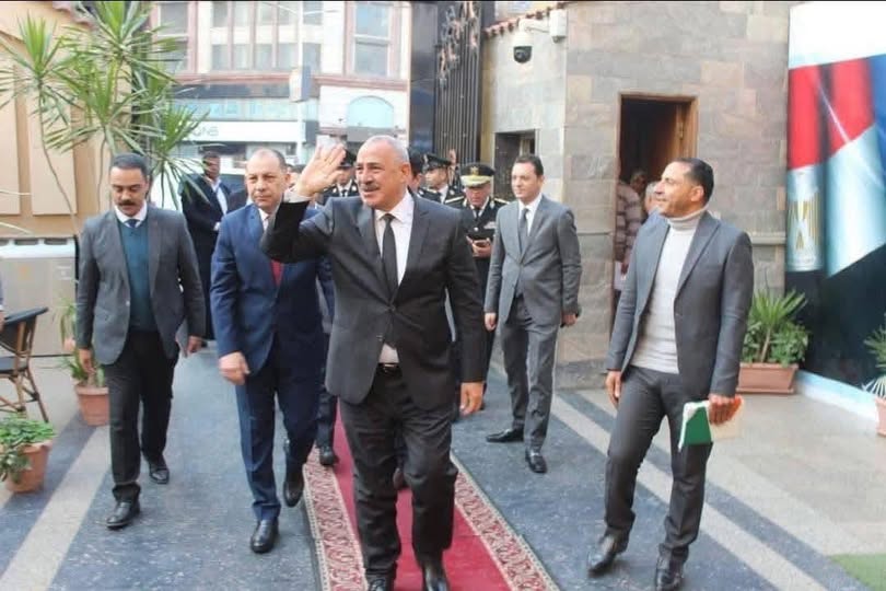 اللواء محمد عبد الحميد عمار مساعد اول وزيرة الداخلية .. ستون عامًا من العطاء والنجاح