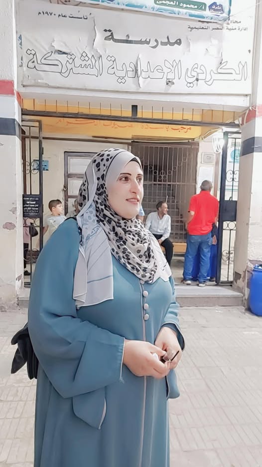 د.عبدالهادي الكناني (حوار صحفي ) حول المشاركة بالانتخابات من منية النصر مع الاستاذة سبيله صبح من امام لجنه المدرسة المشتركة بالكردي