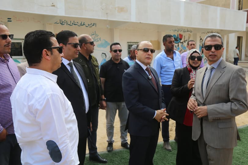 محافظ كفرالشيخ يتفقد الاستعدادات الميدانية لانطلاق العام الدراسي الجديد