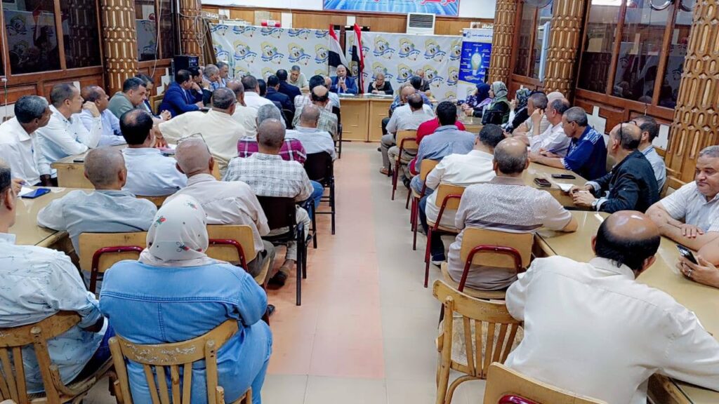 الاستعدادات النهائية لبدء العام الدراسي الجديد