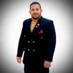 المستشار الإعلامي الدكتور محمود رمضان توفيق رحلة كفاح وبناء.. والإنسان قبل الإعلامي