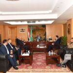 الانصاري يناقش مع وفد الهيئة العامة للاستثمار آليات الاستغلال الأمثل لفرص الاستثمار الصناعي والزراعي
