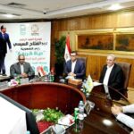 متابعة مشروعات مياه الشرب والصرف الصحي وحياة كريمة في الغربية