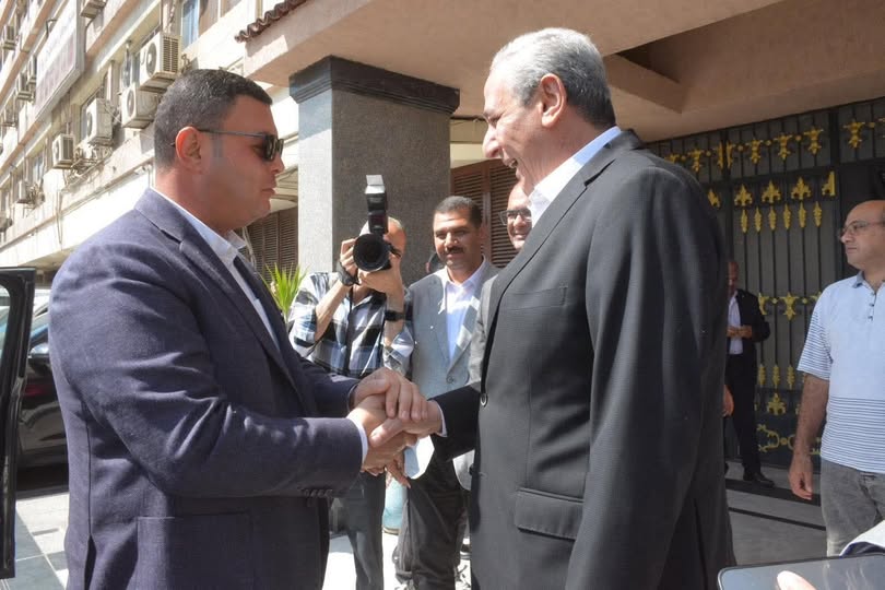 محافظ الغربية يستقبل وزير الإسكان