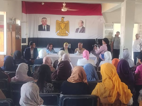 وفد المجلس القومي للمرأة : يزور حلايب وأبو رماد بتنظيم فاعليات توعوية وخدمية شاملة .