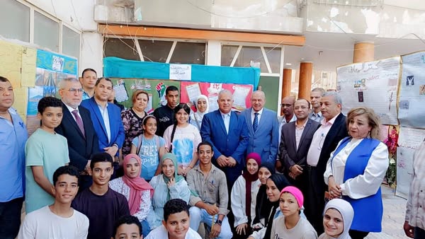 القبيصي يفتتح معرض مركز تنمية القدرات الصحفية والكاريكاتير الصحفي على مستوى الجمهورية