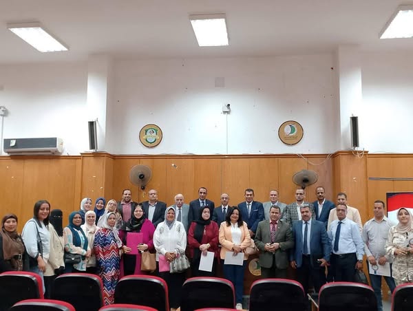 جامعة الفيوم: كلية الآداب تحتفل بيوم التميز لتكريم صُنّاع الأثر وروّاد التميز