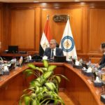 التعاون بين البترول وشركة كندية لزيادة الإنتاج بالصحراء الغربية