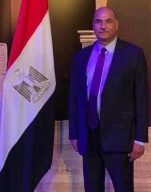 لك التحية يا وطني والقبلاتِ