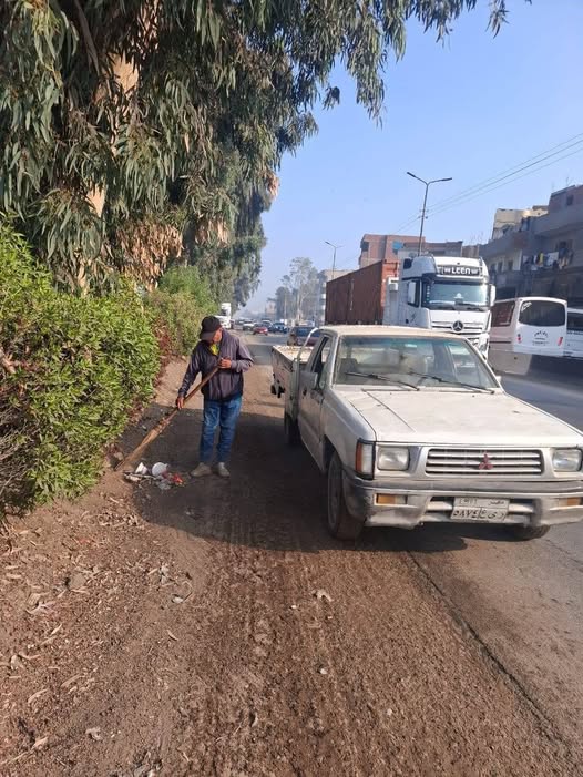 ” حملات نظافه يوميه بمركز بلبيس”