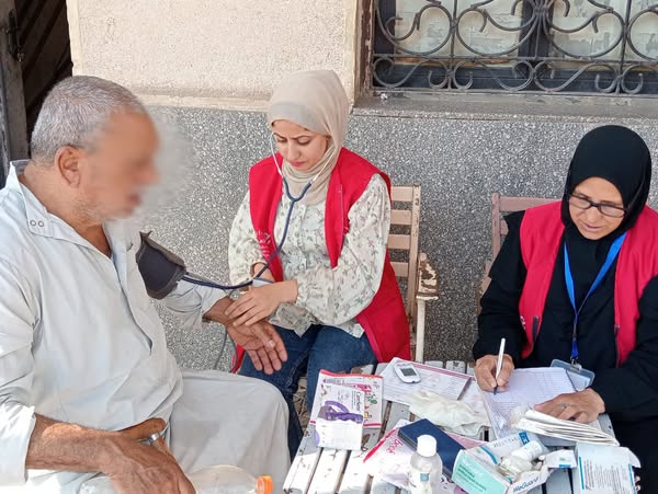 مبادرة “100 يوم صحة” في تقديم خدمات طبية لأكثر من 6.3 مليون مواطن خلال 83 يومًا.