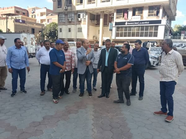 جولة ميدانية لنائب محافظ الجيزة بمركز منشأة القناطر