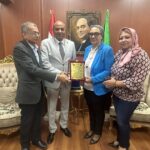 الرشيدي يكرم الدكتور ه داليا الإتربي عضو مجلس الشيوخ