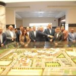 وزيرا التنمية المحلية ومحافظ الوادي الجديد يتفقدون مجمع المصالح الحكومية
