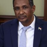 “الذهب والدم… سيرة رجل من رمال دارفور”