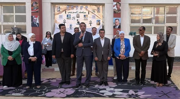 انطلاق مرحلة جديدة بسفراء السويس لتعزيز وعي الطلاب