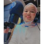 في رُكنٍ ما في أذهاننا، يجلس ذلك القاضي