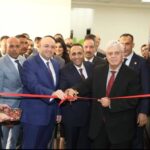 محافظ بني سويف ووزير التعليم العالي يفتتحان قاعة جديدة