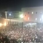 الفيوم تودّع 7 من أبنائها ضحايا حادث الطريق الإقليمي في مشهد جنائزي مهيب
