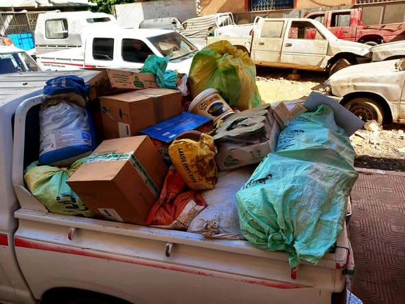 سوهاج تحبط كارثة صحية بإعدام أطنان أغذية فاسدة