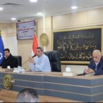 محافظ السويس يراجع الملفات الحيوية ويؤكد تسريع الإنجاز