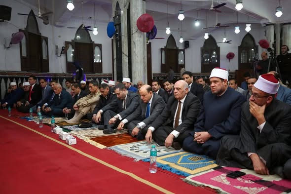  محافظ كفرالشيخ يشهد الاحتفال بليلة «الإسراء والمعراج» للعام 1447 هـ بمسجد الفتح .. مقدماً التهنئة لأهالي المحافظة.. نائباً عن فخامة رئيس الجمهورية