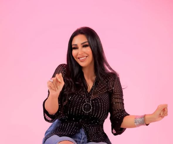 شاهيناز تطرح أحدث أغانيها الليله شهيصة.. فيديو
