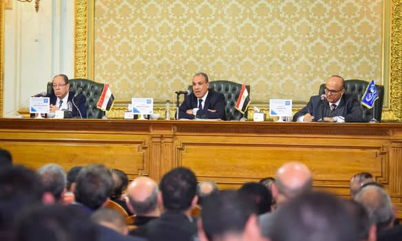 وزير الخارجية يستعرض ملامح السياسة المصرية في عالم متعدد الأطراف بمحاضرة للجمعية المصرية للقانون الدولي