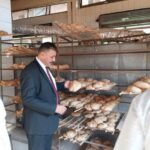 ضبط كميات ضخمة من الدقيق الفاخر والسكر والسمن مجهول المصدر بالمنوفية.