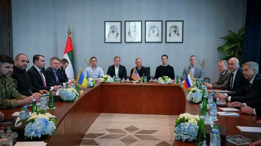 أبوظبي تجمع روسيا وأوكرانيا بحوار إيجابي برعاية دولية