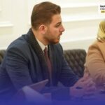 كلية المنصور الجامعة تعزز كفاءة الأداء الأكاديمي عبر شراكة فنية مع الوزارة