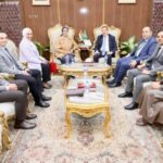 محافظ المنوفية يستقبل وفد وزارة الاتصالات المصرية.